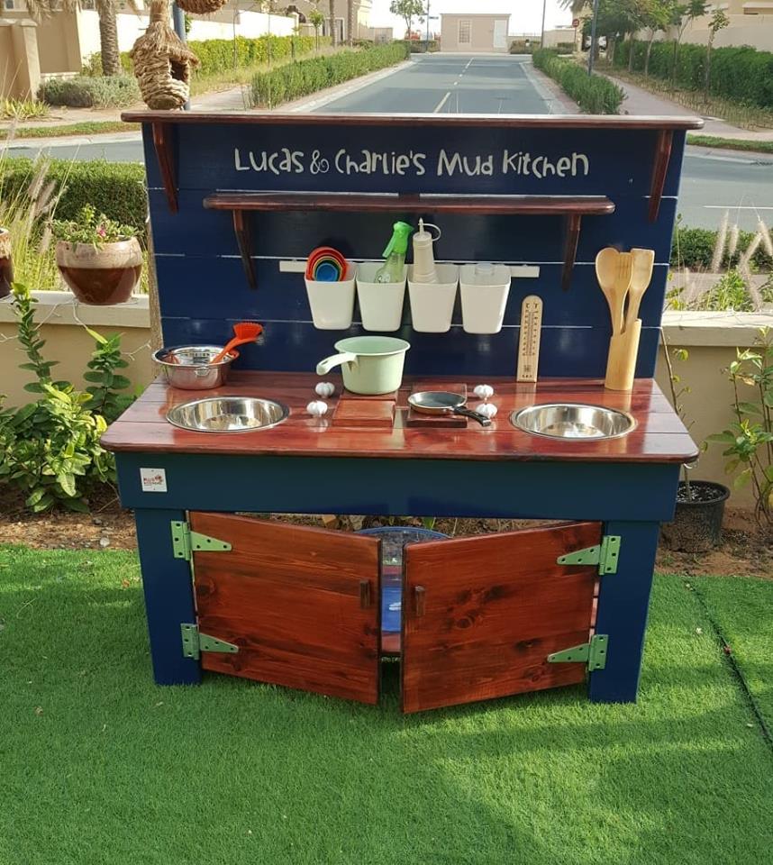 Kids Mud Kitchen