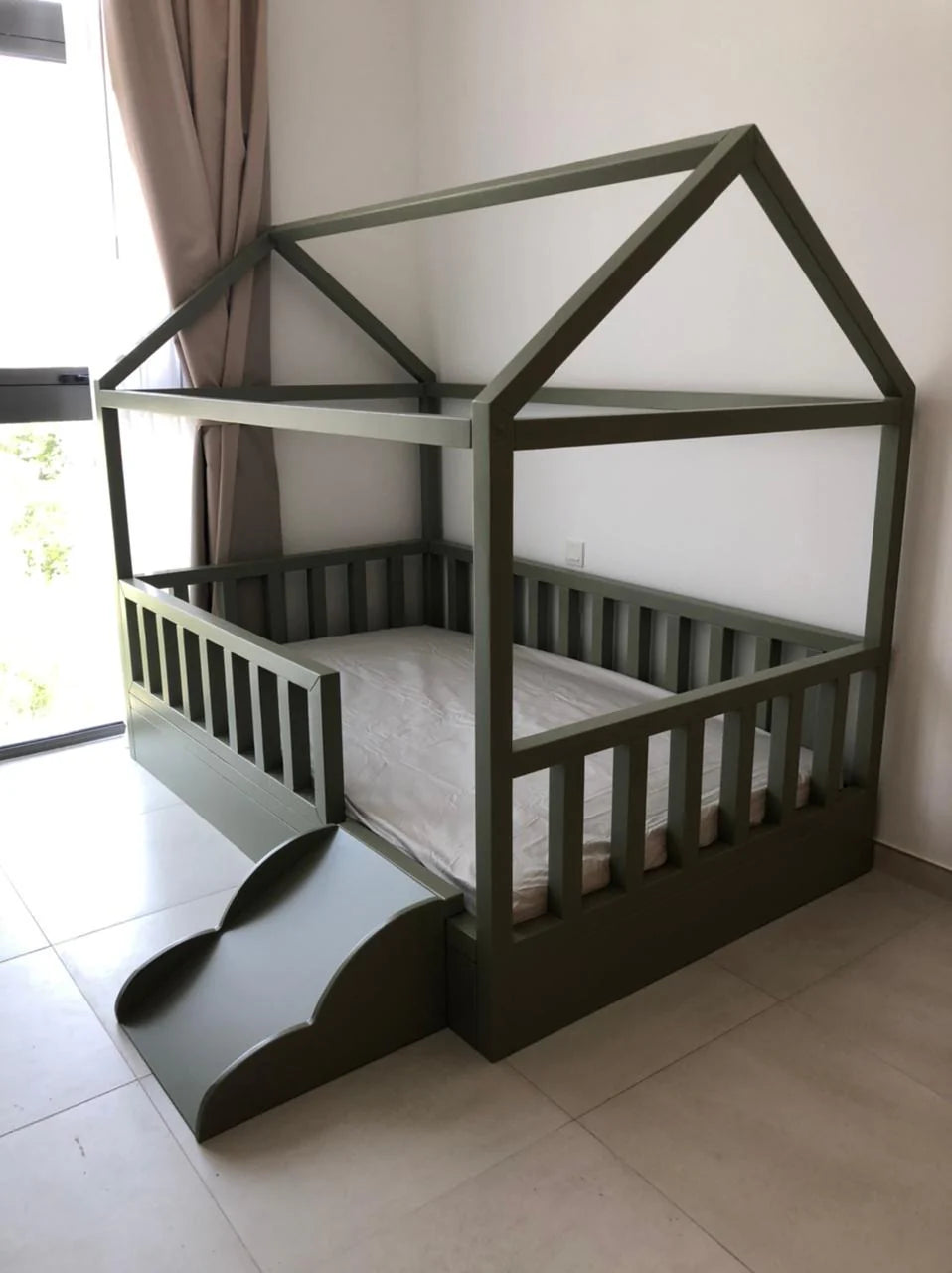 Kids Simple Bed