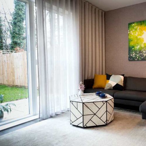Wave Curtains